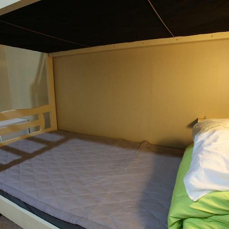 Sky Island Guesthouse Пусан Экстерьер фото