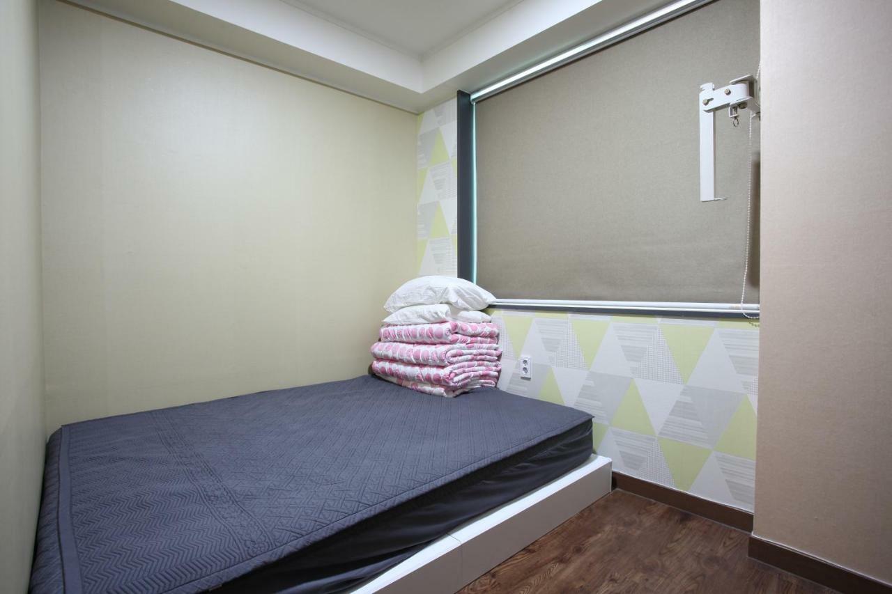 Sky Island Guesthouse Пусан Экстерьер фото