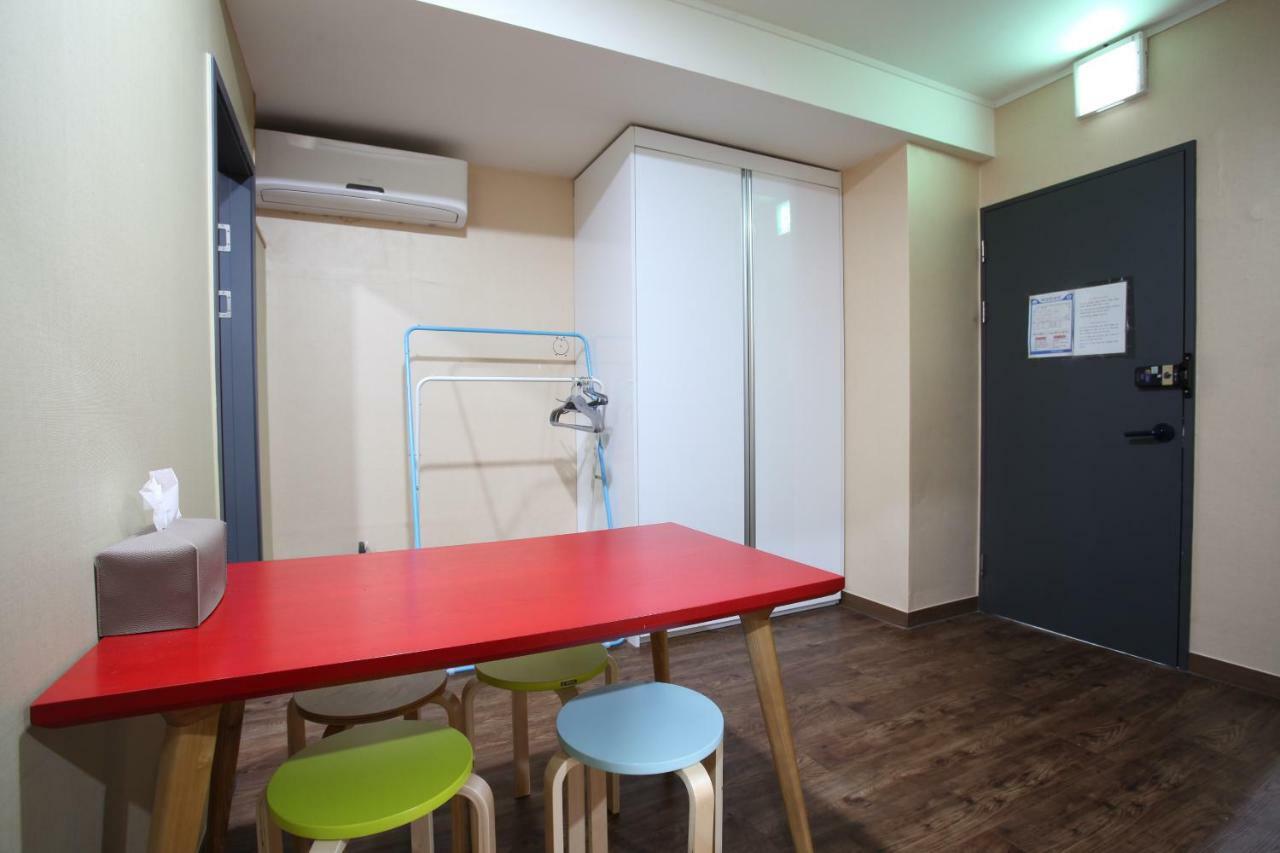 Sky Island Guesthouse Пусан Экстерьер фото